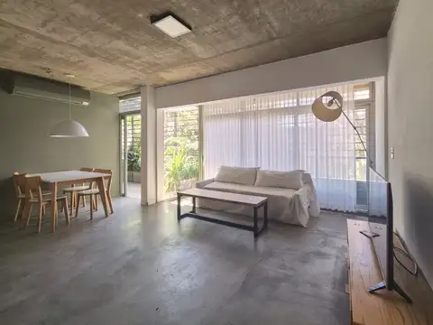 Depto Tipo Casa 2 ambientes con 2 baños