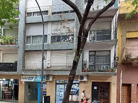 ALQUILER EN LA BOCA 3 AMBIENTES CON BALCÓN TERRAZA