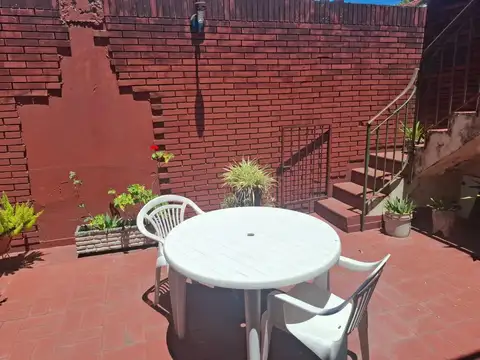 Depto Tipo Casa en Alquiler en Mataderos, $ 850.000