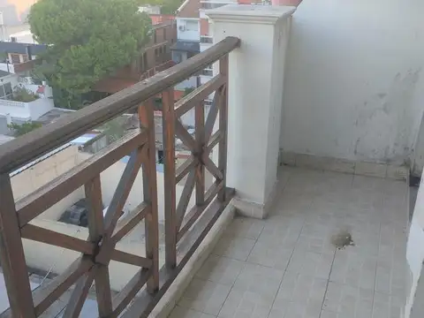 Departamento en Alquiler en Villa Pueyrredon, $ 650.000