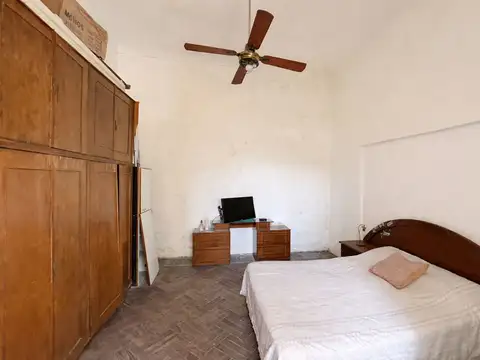 Depto Tipo Casa en Venta 50 años