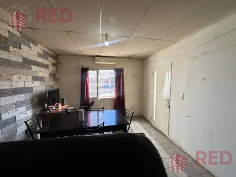 VENDE CASA DE 4 DORMITORIOS EN CIPOLLETI AMBIENTES AMPLIOS