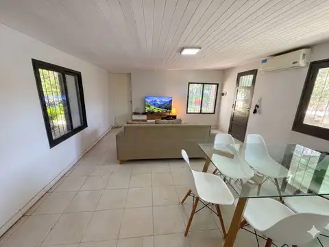 VENTA/CASA CON PILETA/BELLA ITALIA/CREDITO HIP.