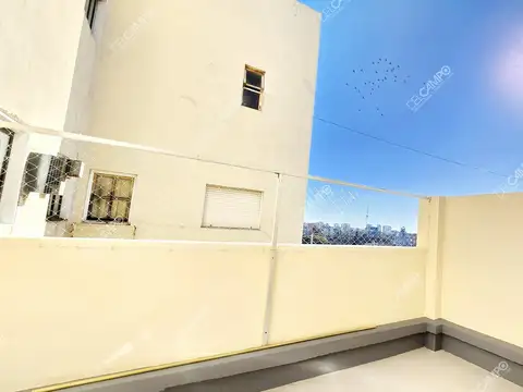 Pico 2300 - Nuñez - 2 Ambientes con Terraza Propia, Balcon y Guardacoche - Piso 8 - Apto Profesional