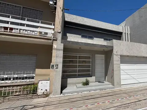 Casa 4 ambientes venta Ramos Mejia