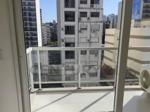 Vuelta de Obligado 3000, Piso 7