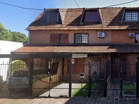 OPORTUNIDAD VENTA TRIPLEX 3 AMBIENTES ESCUCHA OFERTAS