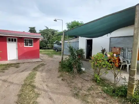 Casa - Venta - Villa Gesell - Dpto - Gas Natural - Zona Comercial