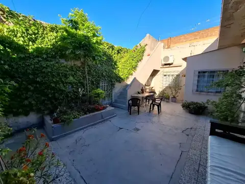 Depto Tipo Casa en Venta de 3 ambientes