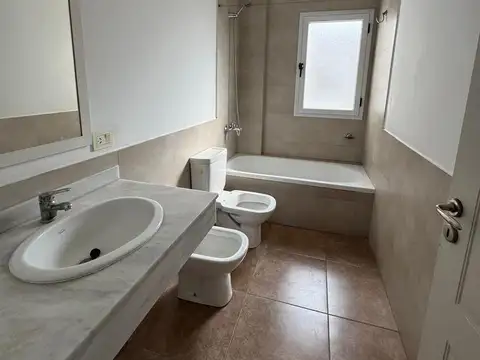 Departamento en Alquiler de 3 ambientes