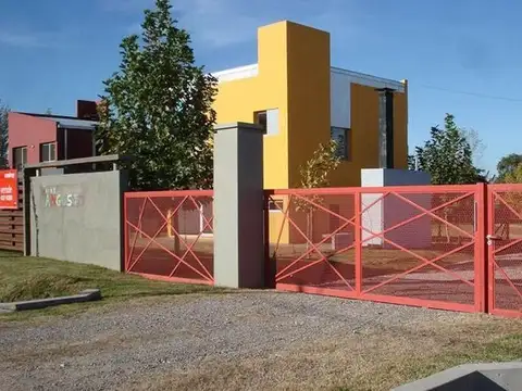 Alquiler de Duplex en barrio semi cerrado, en City Bell