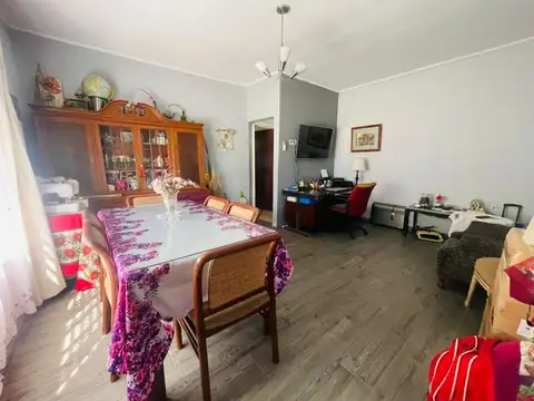 Depto Tipo Casa en Venta con 2 cocheras