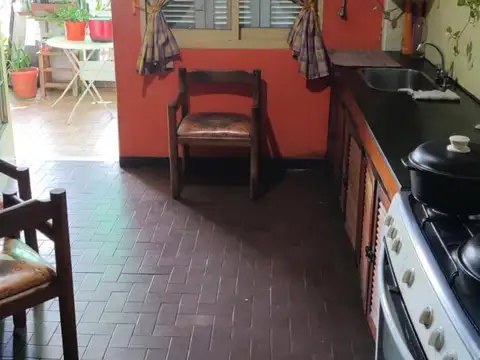 Depto Tipo Casa en Venta en Villa Luzuriaga, USD 75.000