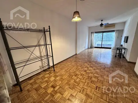 4 ambientes en Belgrano con balcon al frente