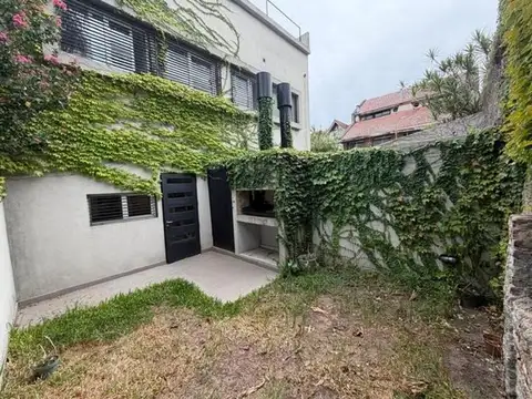 Depto Tipo Casa en Venta de 3 dormitorios