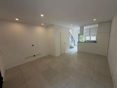 Depto Tipo Casa en Venta en Olivos, USD 257.000