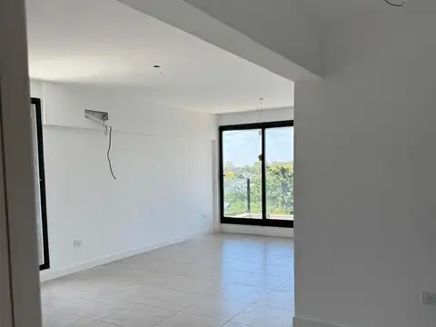 Departamento en Alquiler con 1 cocheras