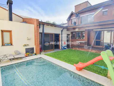 Casa 5 ambientes con 2 baños