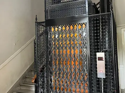 RECONQUISTA 700, Piso 2