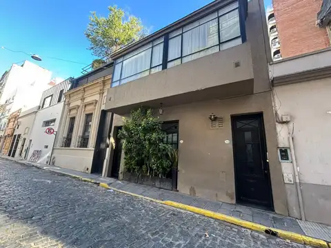 Hotel boutique en venta en Recoleta con 8 suites equipadas