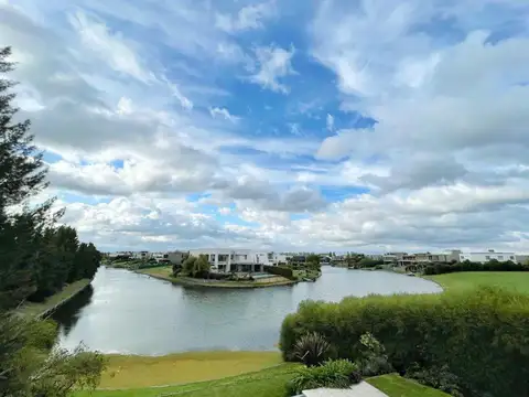 Alquiler al agua Lagos del Golf Nordelta