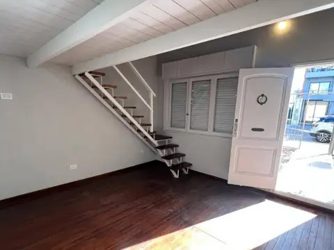 Depto Tipo Casa 3 ambientes con 1 baño
