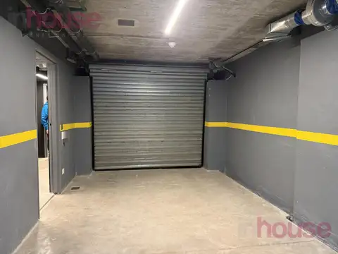 Departamento en Alquiler con 1 cocheras