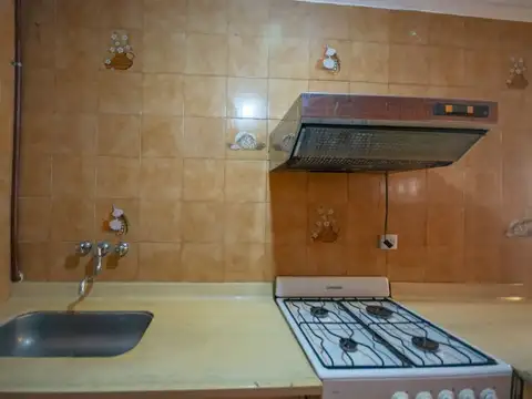 Depto Tipo Casa 3 ambientes con 1 baño