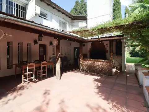VENTA CASA QUINTA 1200 M2, PABLO NOGUES