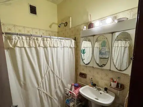 VENTA PH CASA CON PARQUE