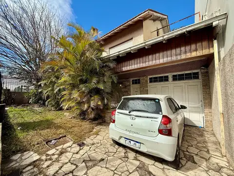 Casa  en Venta en Munro, Vicente López, G.B.A. Zona Norte
