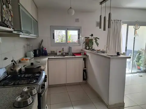 Depto Tipo Casa en Venta de 4 ambientes