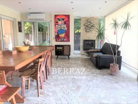 Casa en Venta con 1 cochera