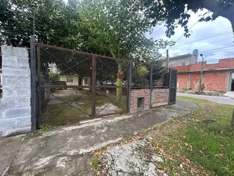 Casa en Venta en Banfield, USD 70.000