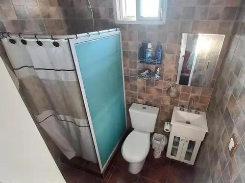 VENTA CASA 7 AMBIENTES - JOSE C PAZ