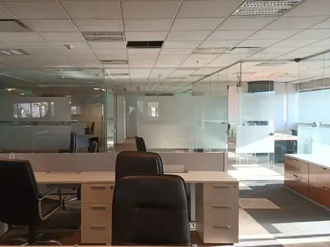Vedia 3600 -  Oficina en alquiler