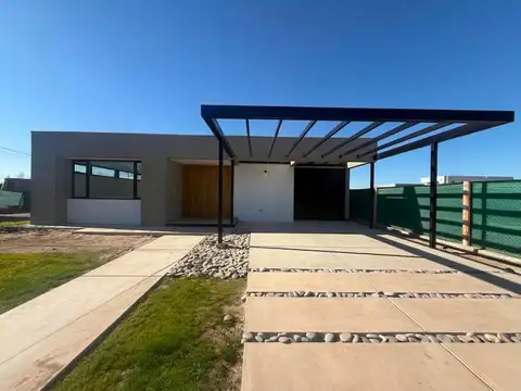 Casa en Venta en Mayor Drummond, Lujan de Cuyo