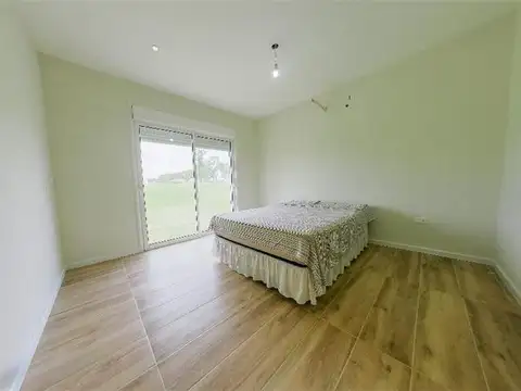 Residencia de Categoría a Estrenar en Parque del Lago...