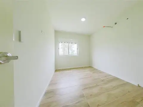 Residencia de Categoría a Estrenar en Parque del Lago...