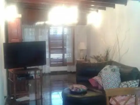 Casa en Venta en Capitan Bermudez, USD 150.000