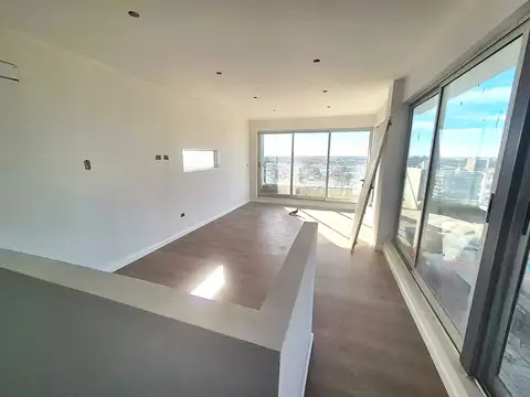 DEPARTAMENTO PENTHOUSE 3 DORMITORIOS- SLZO CENTRO