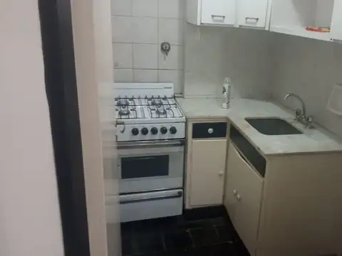 Departamento en Alquiler en Floresta, $ 600.000