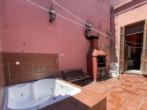 Casa en alquiler - 2 Dormitorios 2 Baños - Villa Devoto
