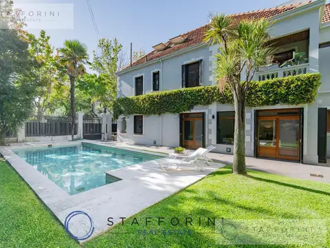 Casa en venta sobre lote de 1000 mts en Olivos