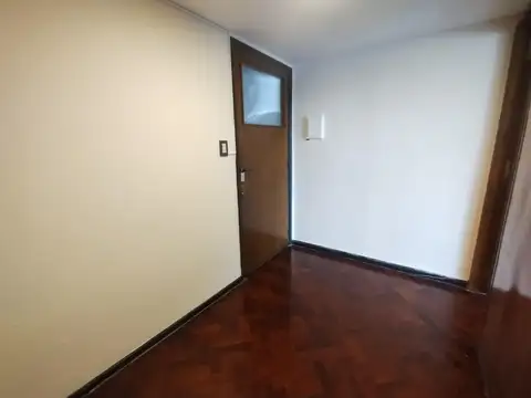 Oficina en Venta con 1 cochera