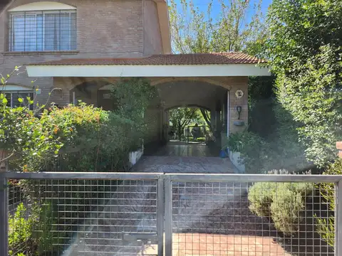 VENTA MERLO SAN LUIS CASA DE CATEGORIA