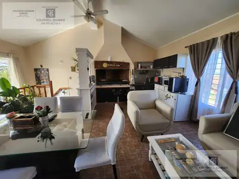 Casa 5 ambientes con 3 baños