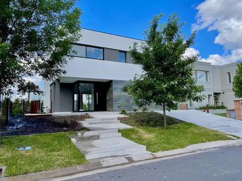 Barrio Los Castaños 100