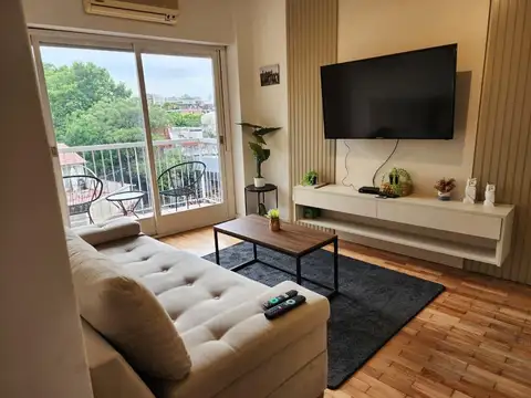 RESERVADO | Excelente depto 3 amb al frente refaccionado!