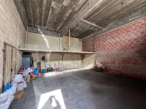 Galpon en Venta en Villa Libertad, USD 250.000